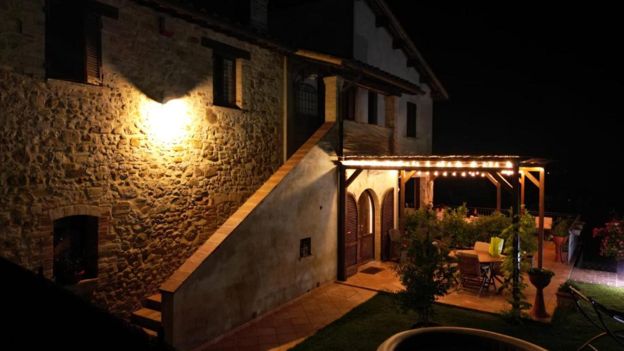 Casale Mille E Una Notte Perugia Exterior foto